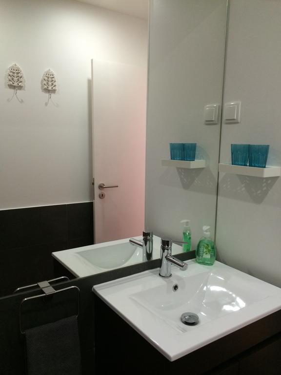 Apartamento Martires Da Patria Lisboa Exteriör bild