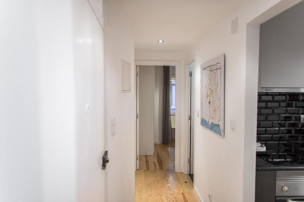Apartamento Martires Da Patria Lisboa Exteriör bild